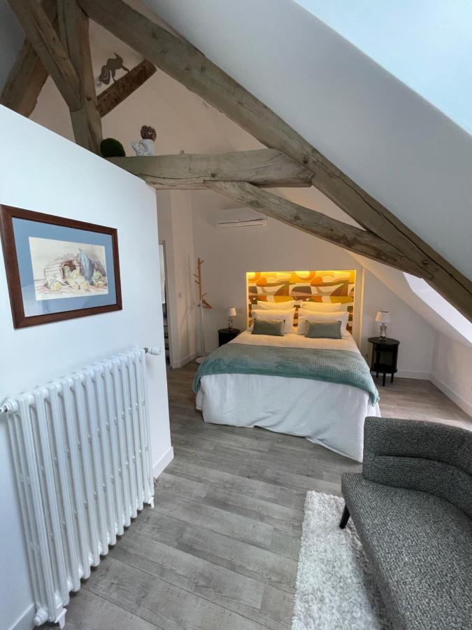 Le Clos Du Q'Hatre Clery-Saint-Andre Bagian luar foto