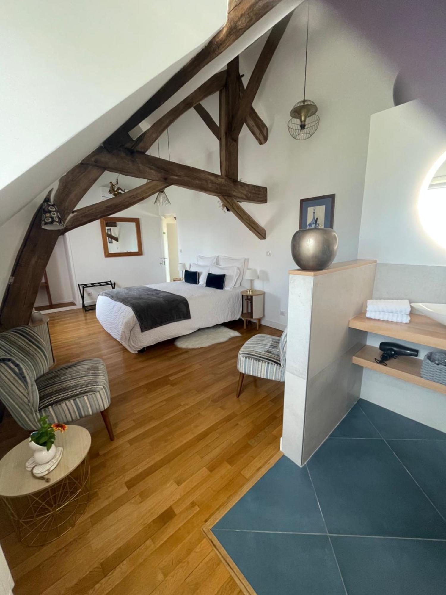 Le Clos Du Q'Hatre Clery-Saint-Andre Bagian luar foto